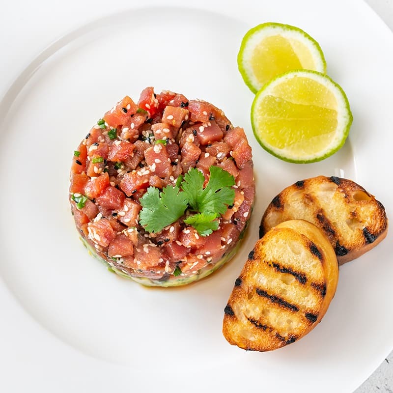 Tartar de atún caribeño